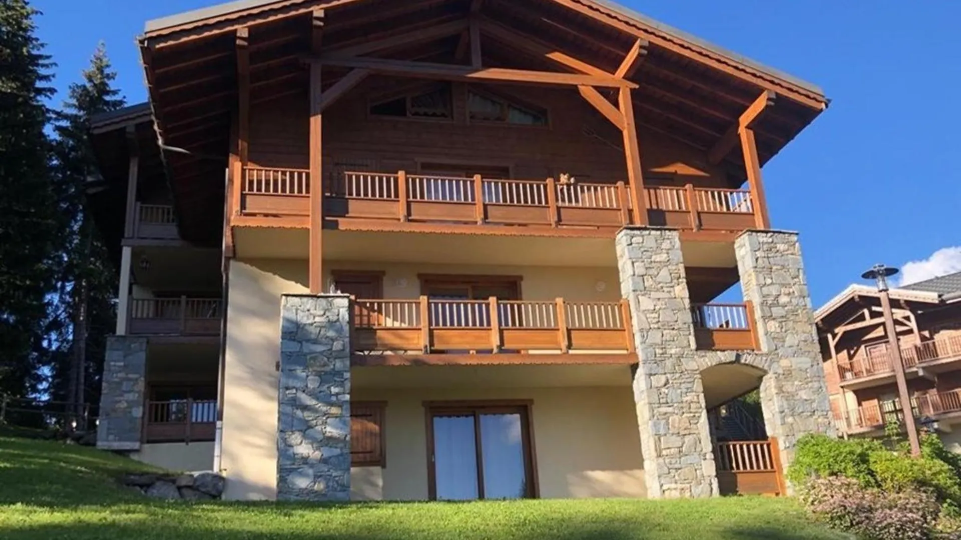 Appartement Pour 6 Avec Piscine, Terrasse, Parking Et Proche Des Pistes, Crest-Voland - Fr-1-733-129 location